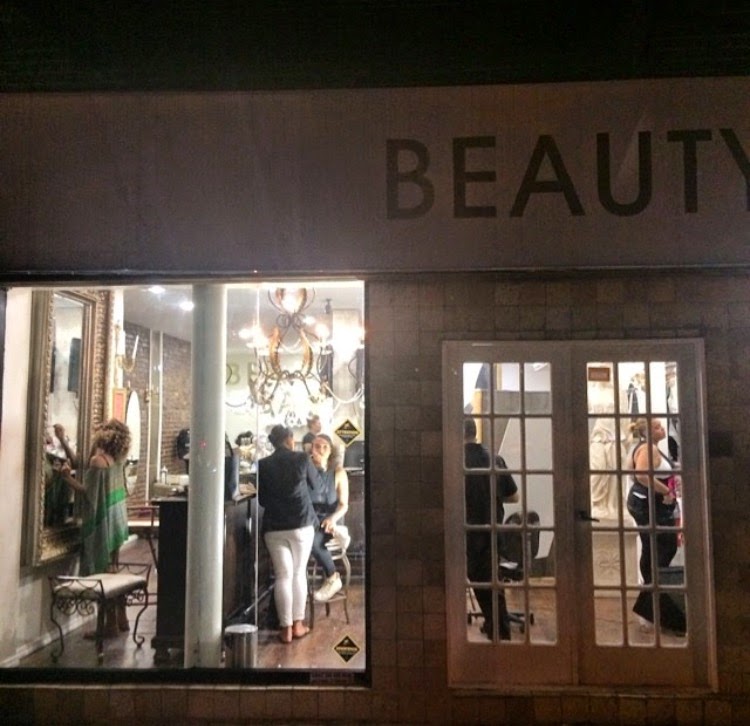 Photo of Beauty Bar NY in New York City, New York, United States - 3 Picture of Point of interest, Establishment, Store, Clothing store, Spa, Beauty salon, Hair care