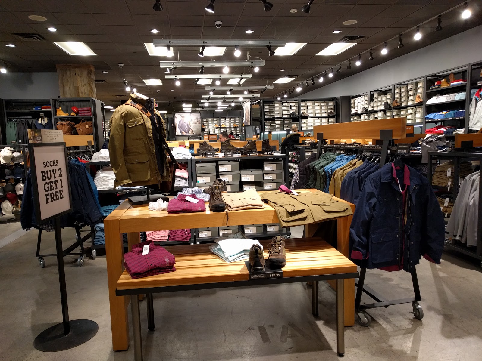 Photo of Timberland Factory Store in Elizabeth City, New Jersey, United States - 2 Picture of Point of interest, Establishment, Store, Clothing store, Shoe store