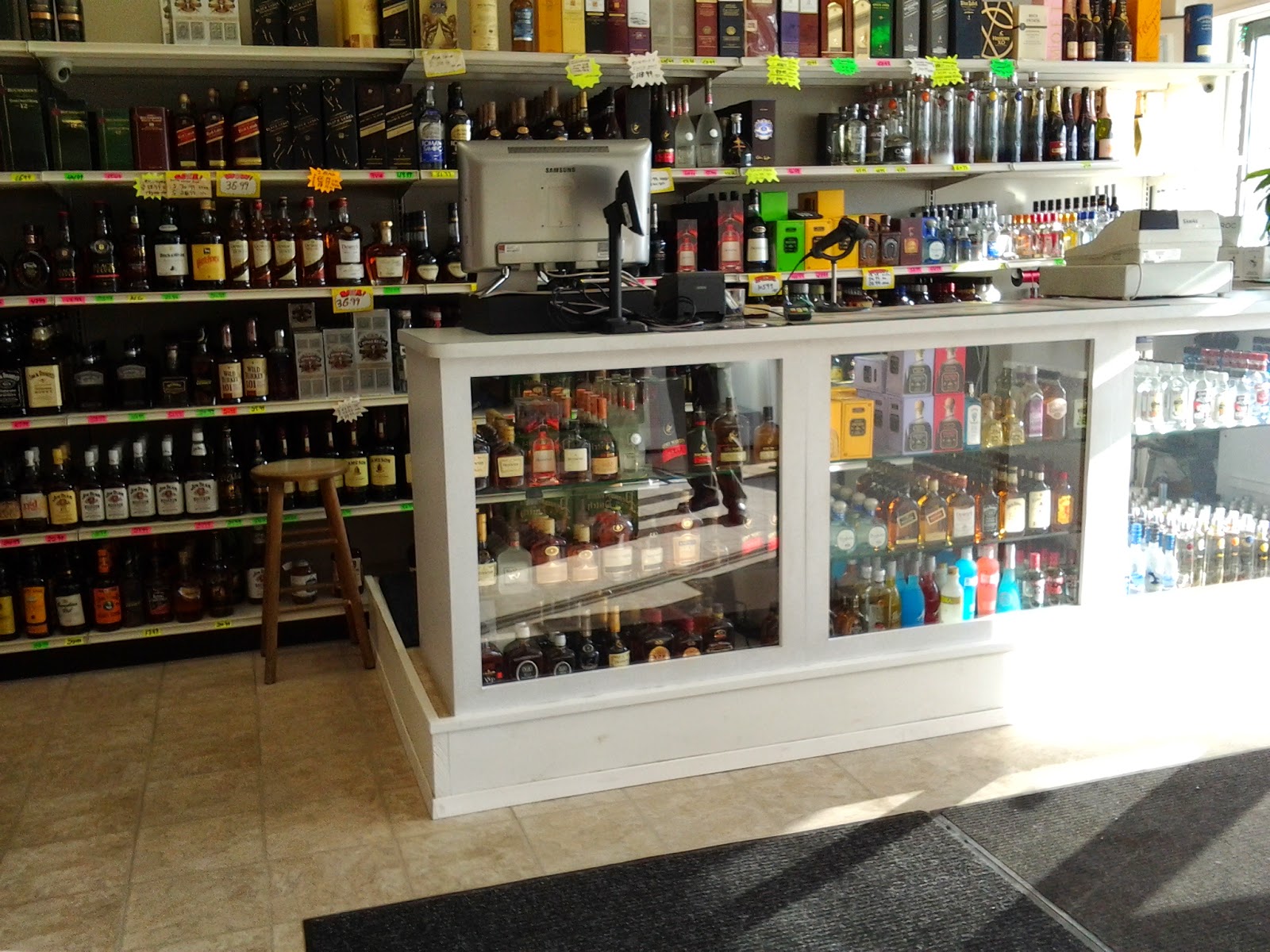 Photo of Front Street Liquor in Uniondale City, New York, United States - 2 Picture of Point of interest, Establishment, Store, Liquor store