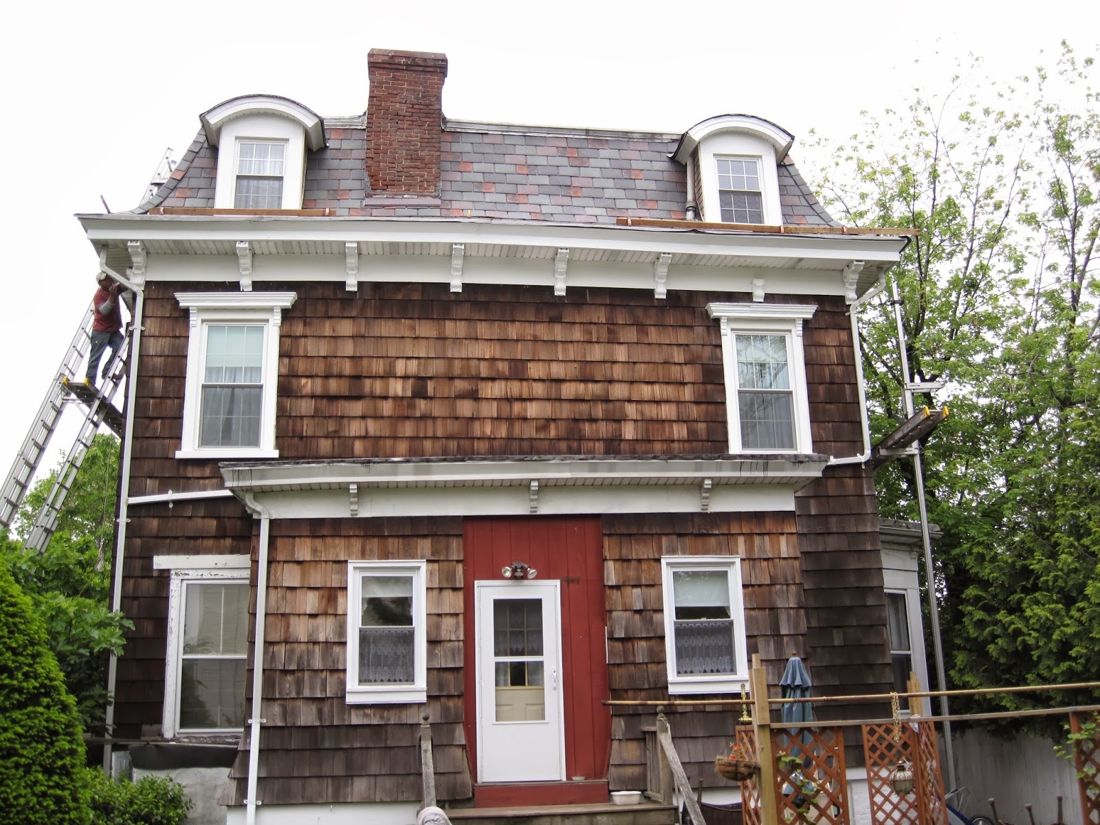 Photo of around the house in Staten Island City, New York, United States - 1 Picture of Point of interest, Establishment, Roofing contractor