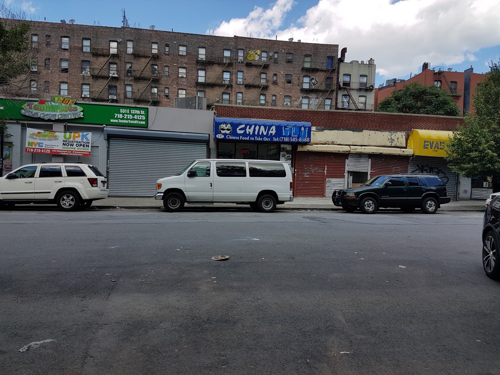 Photo of 537 China Wok in Bronx City, New York, United States - 2 Picture of Restaurant, Food, Point of interest, Establishment