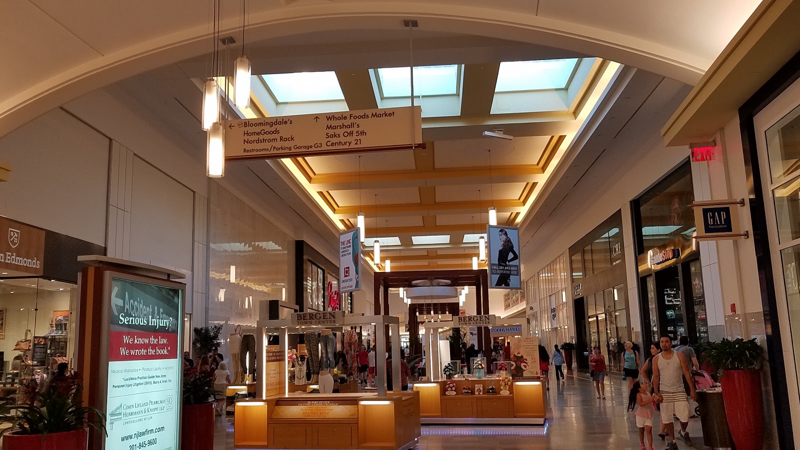 Photo of The Outlets at Bergen Town Center in Paramus City, New Jersey, United States - 1 Picture of Point of interest, Establishment, Shopping mall