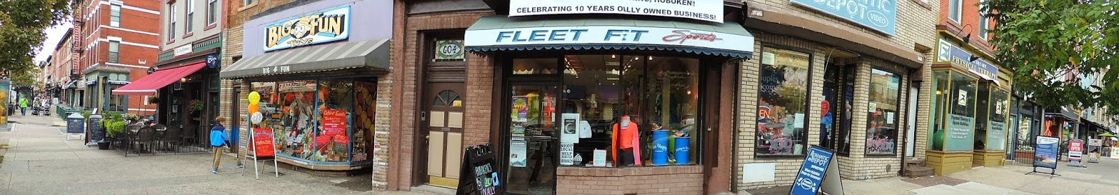 Photo of Fleet Feet Sports in Hoboken City, New Jersey, United States - 8 Picture of Point of interest, Establishment, Store, Clothing store, Shoe store