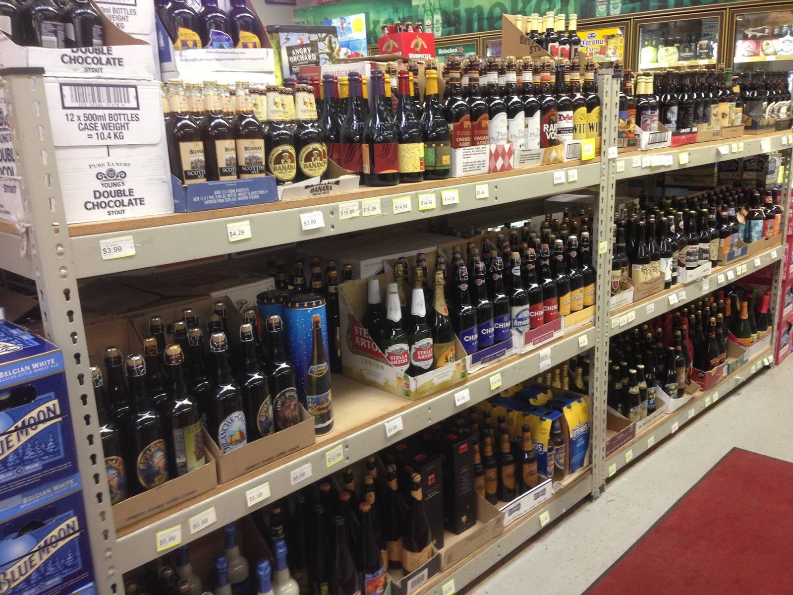 Photo of Super Wine Warehouse in Paterson City, New Jersey, United States - 1 Picture of Food, Point of interest, Establishment, Store, Liquor store