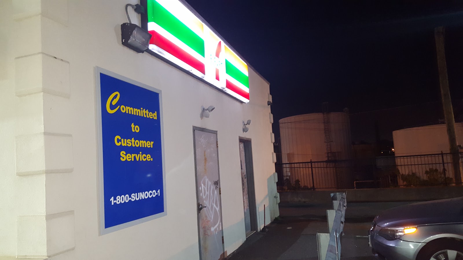 Photo of Sunoco Gas Station in Newark City, New Jersey, United States - 1 Picture of Food, Point of interest, Establishment, Store, Gas station, Convenience store