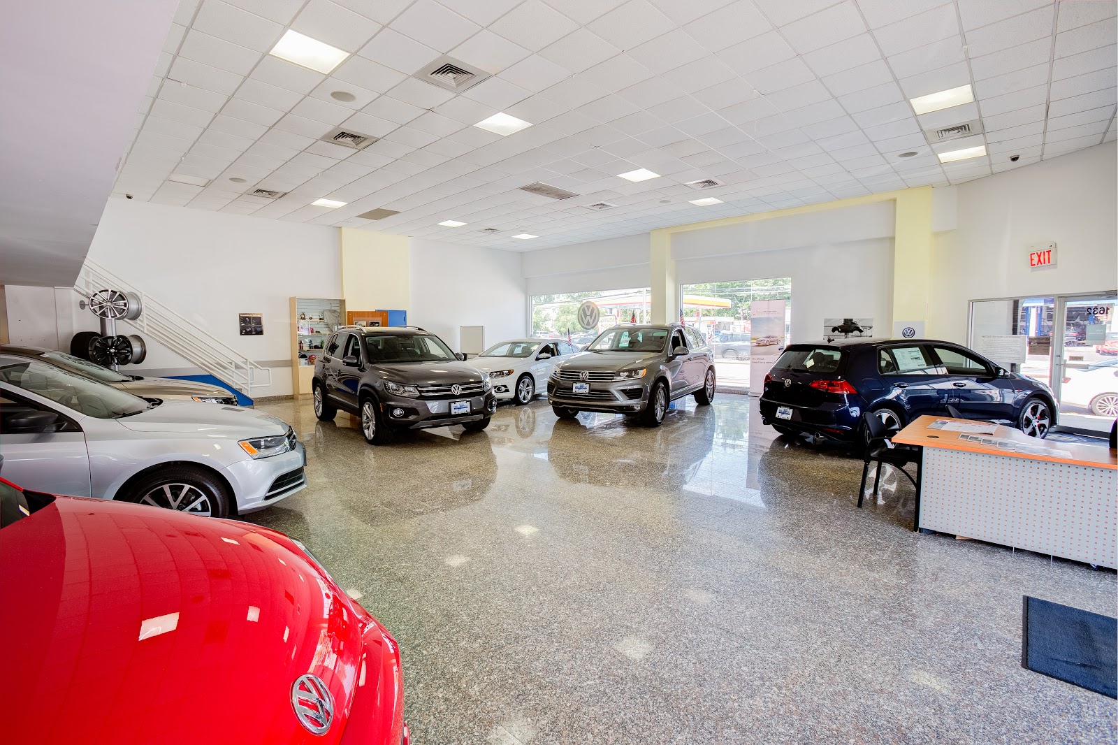 Photo of Island Volkswagen in Richmond City, New York, United States - 4 Picture of Point of interest, Establishment, Car dealer, Store, Car repair