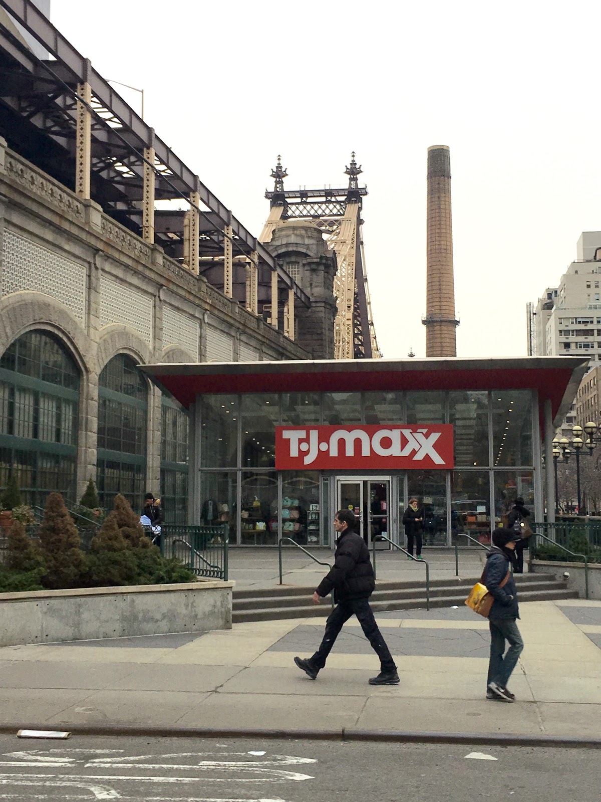 Photo of T.J. Maxx in New York City, New York, United States - 1 Picture of Point of interest, Establishment, Store, Health, Jewelry store, Clothing store, Department store