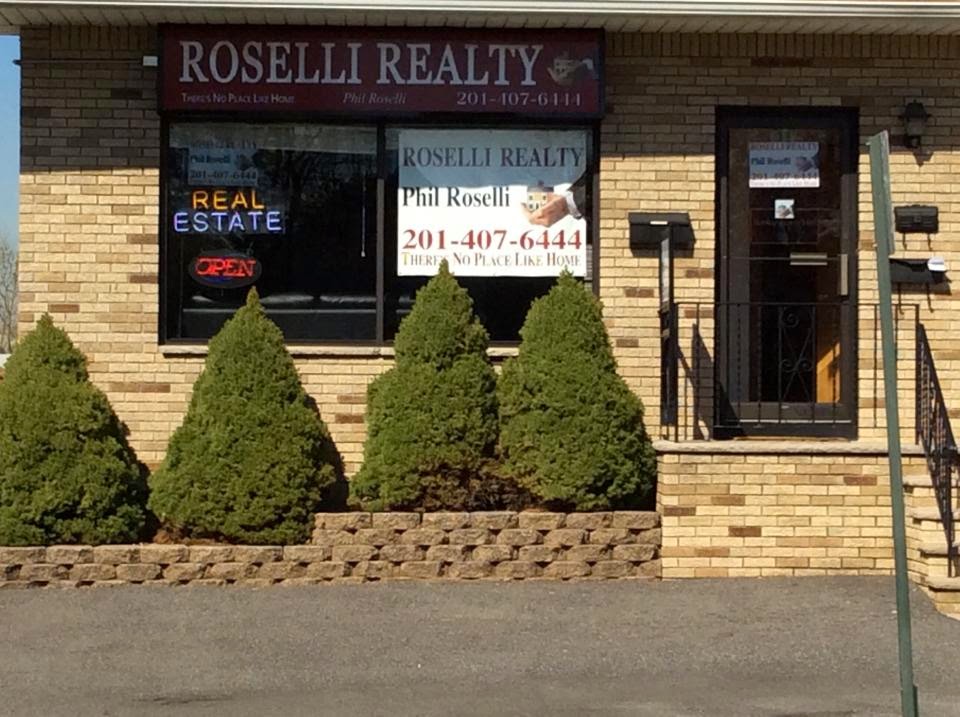 Photo of Roselli Real Estate in Lodi City, New Jersey, United States - 4 Picture of Point of interest, Establishment, Real estate agency