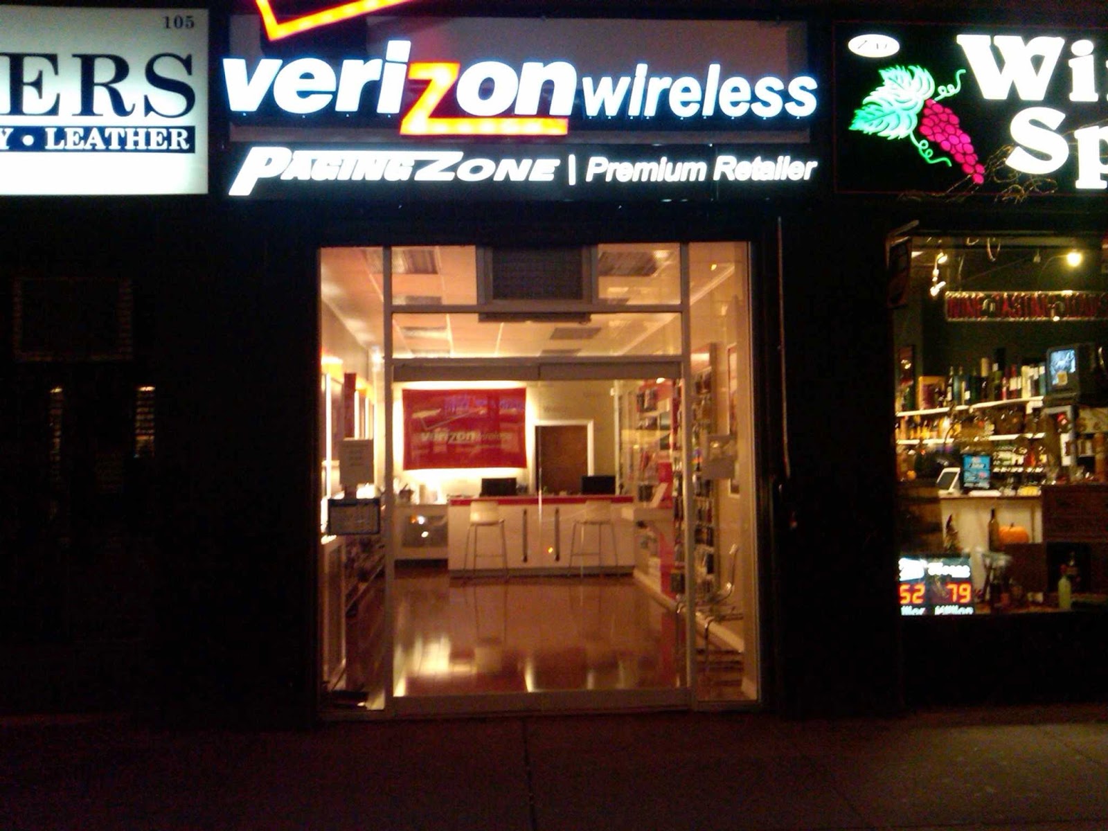Photo of Verizon Wireless in Brooklyn City, New York, United States - 3 Picture of Point of interest, Establishment, Store