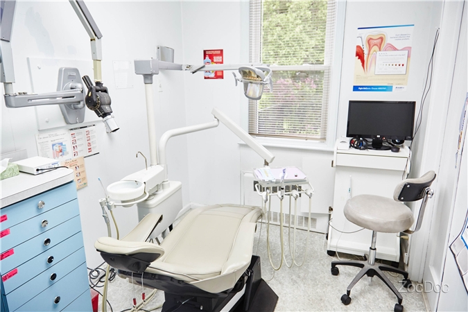 Photo of David M. Goldberg, DDS in Bellerose City, New York, United States - 2 Picture of Point of interest, Establishment, Health, Dentist