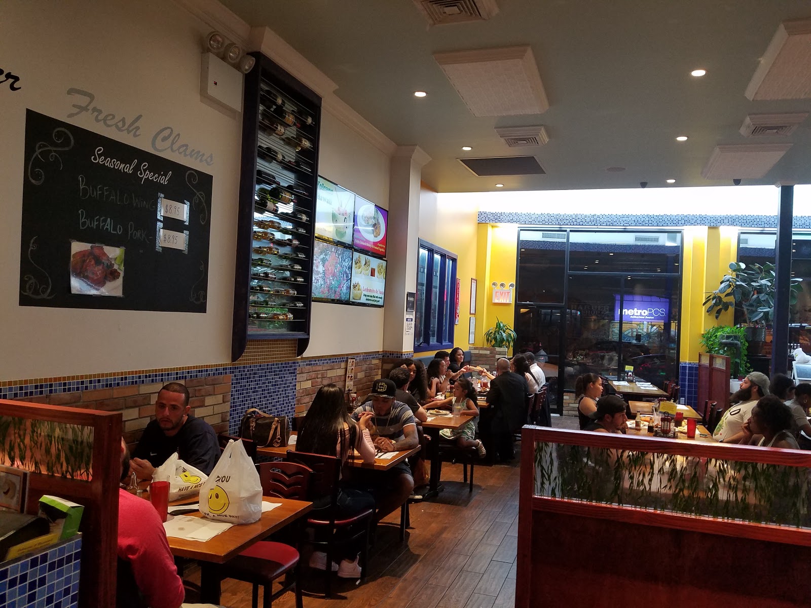 Photo of Sabrosura 2 in Bronx City, New York, United States - 1 Picture of Restaurant, Food, Point of interest, Establishment