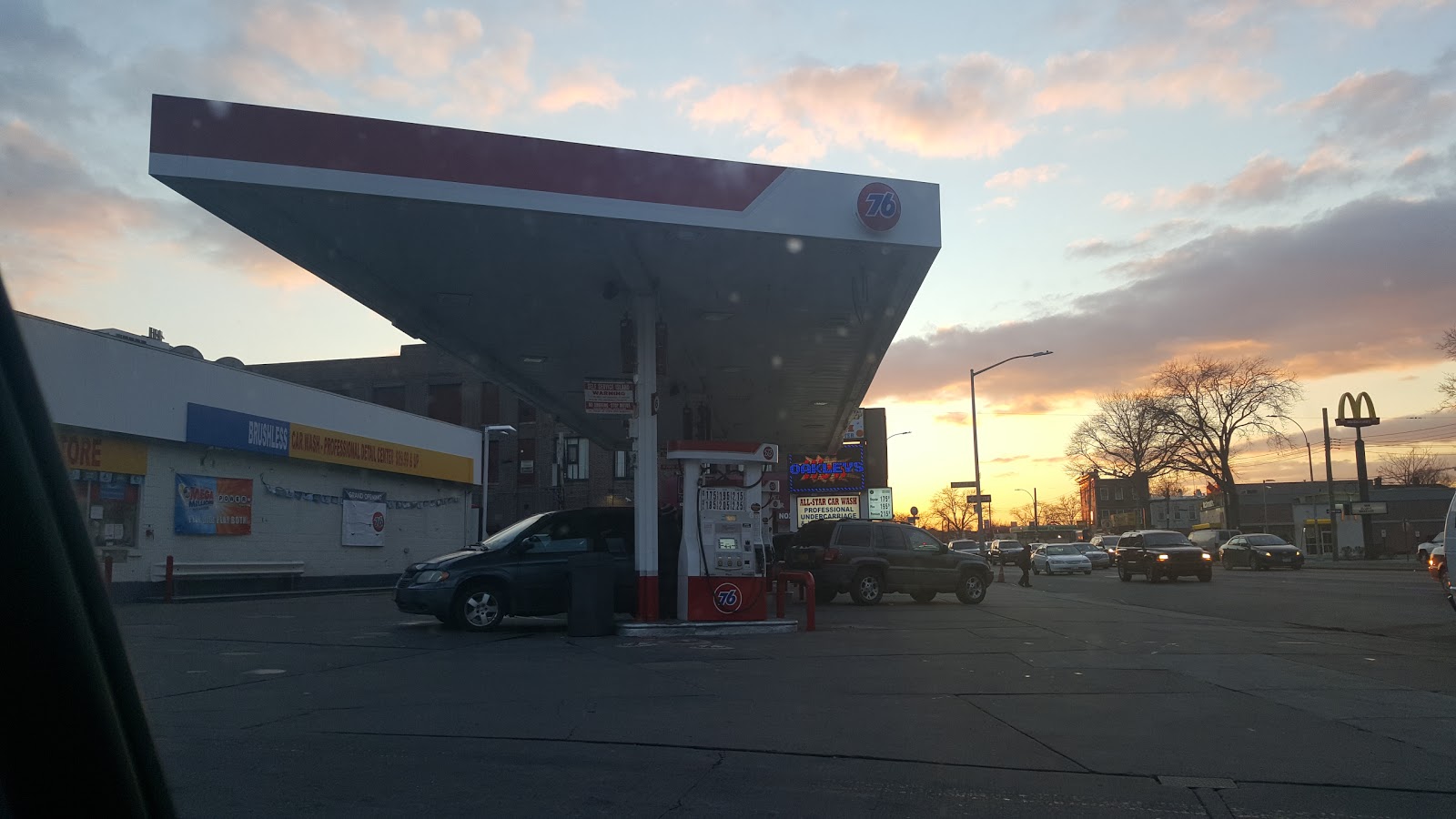 Photo of 76 in Kings County City, New York, United States - 1 Picture of Point of interest, Establishment, Gas station