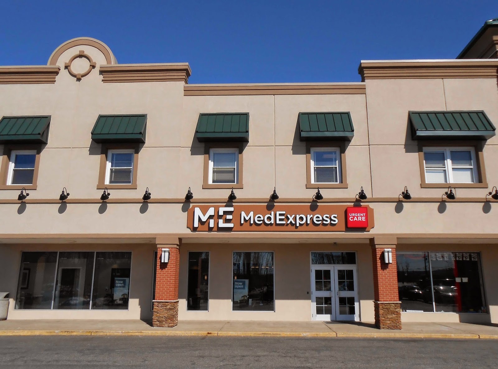 Photo of MedExpress Urgent Care - Totowa in Totowa City, New Jersey, United States - 2 Picture of Point of interest, Establishment, Health, Hospital