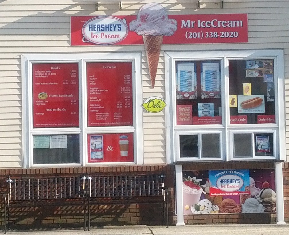 Photo of Mr Ice Cream in Dumont City, New Jersey, United States - 1 Picture of Food, Point of interest, Establishment, Store