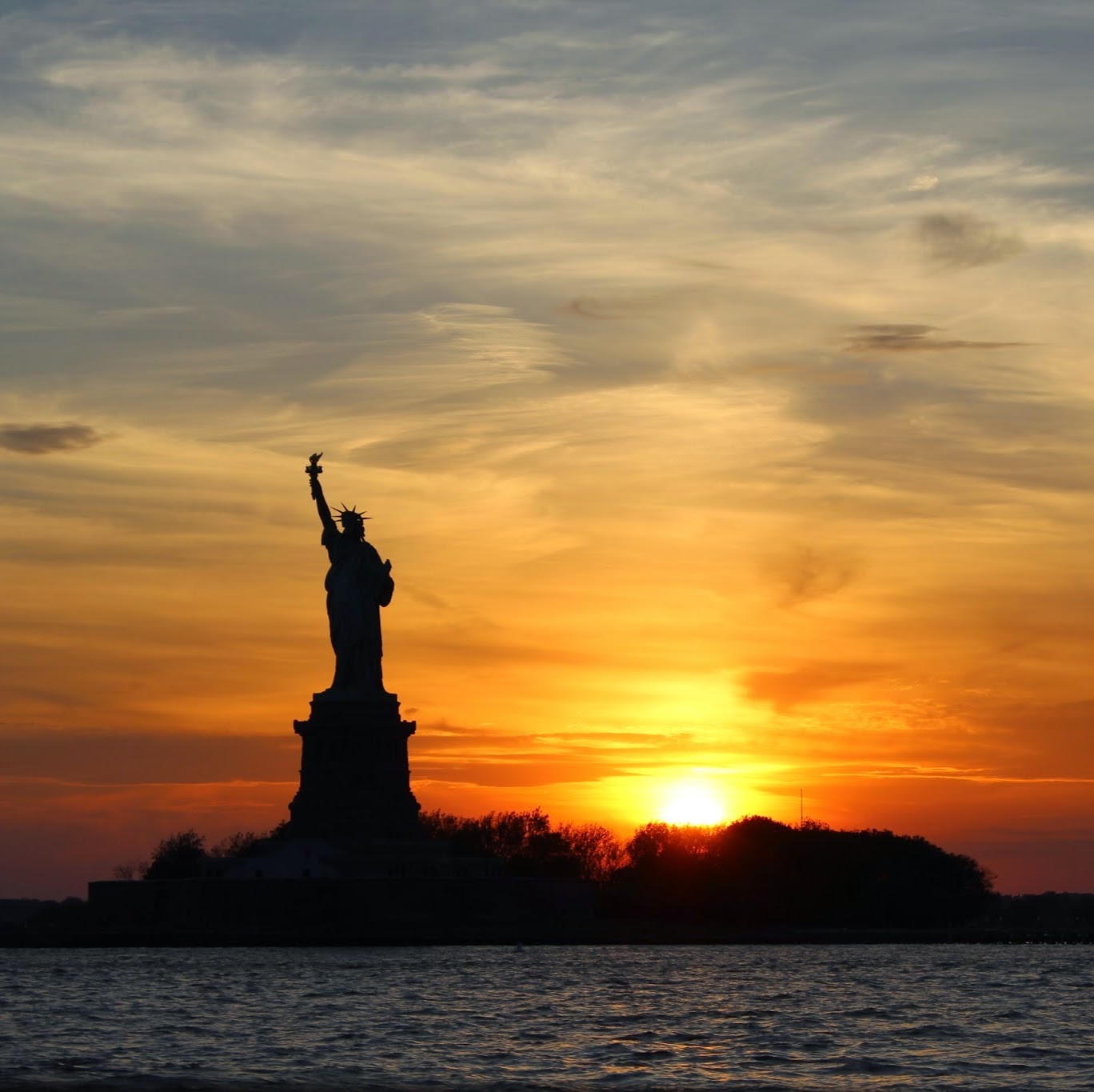 Photo of Classic Harbor Line in New York City, New York, United States - 4 Picture of Point of interest, Establishment, Travel agency