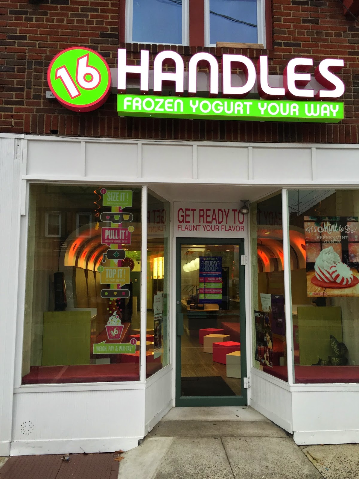 Photo of 16 Handles in Garden City, New York, United States - 1 Picture of Food, Point of interest, Establishment, Store