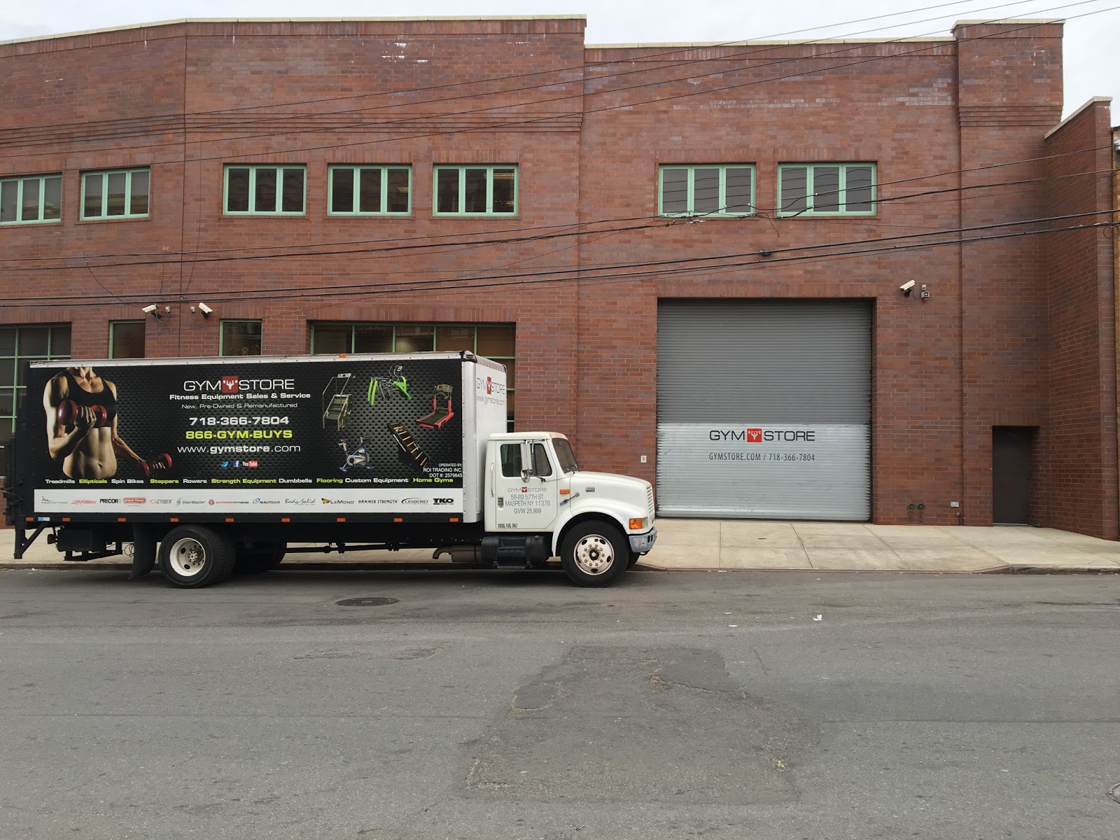 Photo of Gym Store in Maspeth City, New York, United States - 1 Picture of Point of interest, Establishment, Store, Health, Gym, Storage