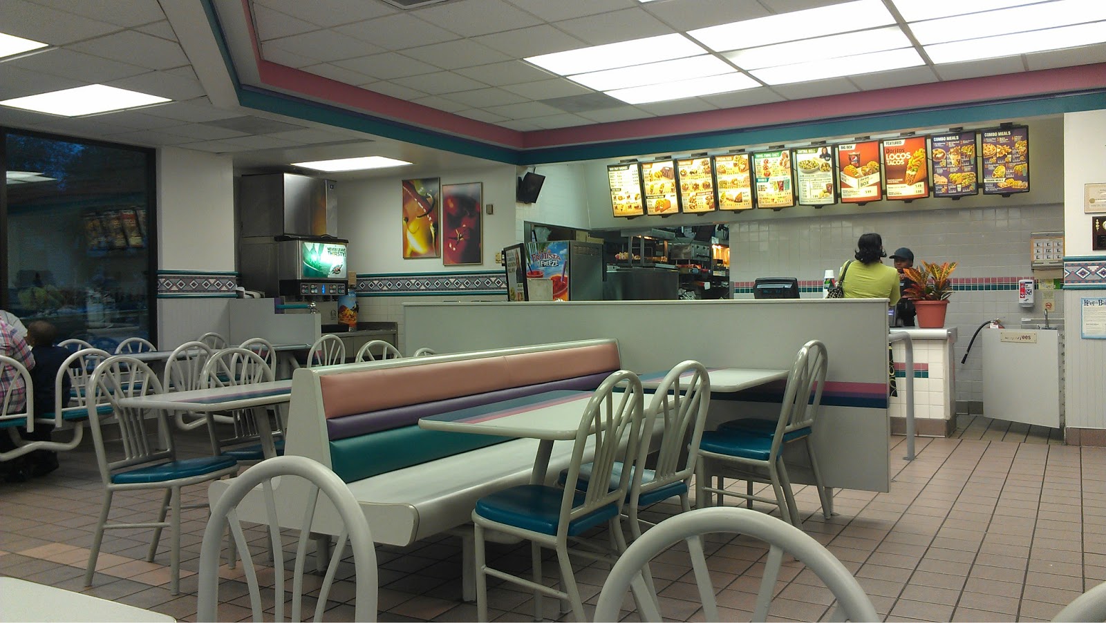 Photo of Taco Bell in Hillside City, New Jersey, United States - 1 Picture of Restaurant, Food, Point of interest, Establishment, Meal takeaway