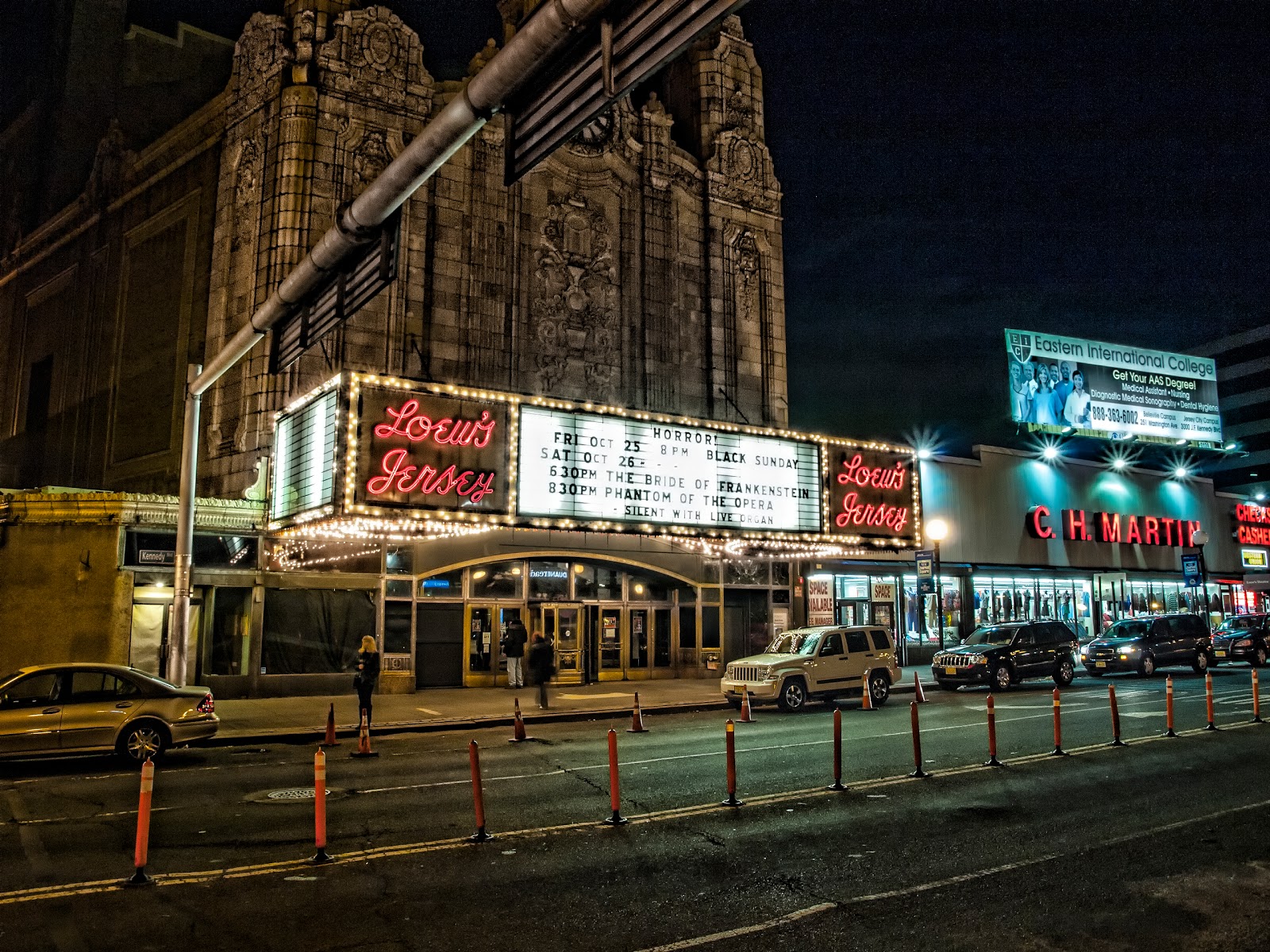 Photo of The Landmark Loew's Jersey Theatre in Jersey City, New Jersey, United States - 2 Picture of Point of interest, Establishment, Movie theater