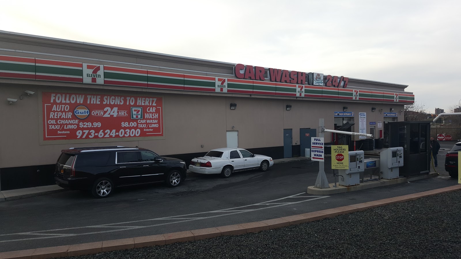 Photo of Fast Auto Services LLC in Newark City, New Jersey, United States - 3 Picture of Point of interest, Establishment, Car wash