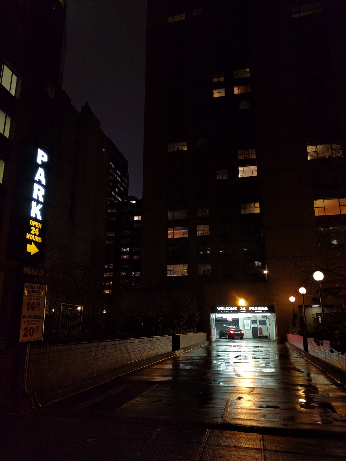 Photo of Regent Garage in New York City, New York, United States - 1 Picture of Point of interest, Establishment, Parking