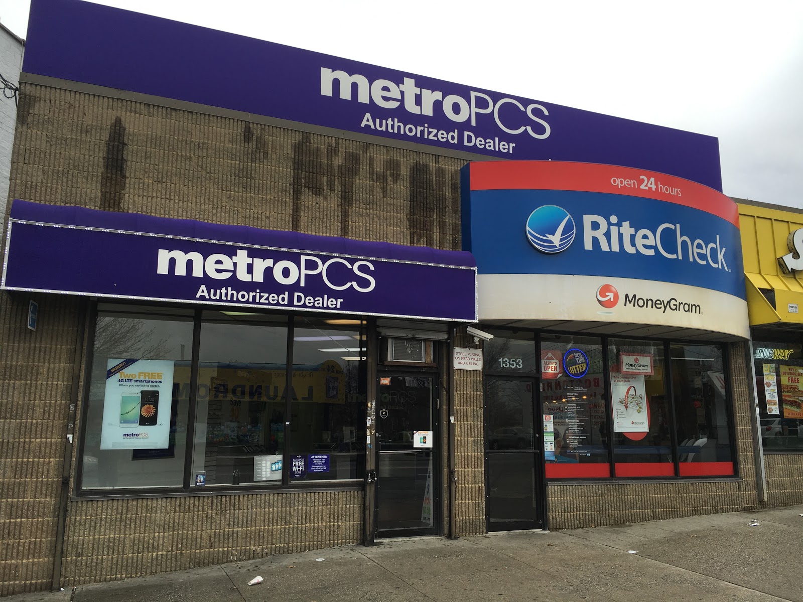 Photo of MetroPCS Authorized Dealer in Bronx City, New York, United States - 8 Picture of Point of interest, Establishment, Store