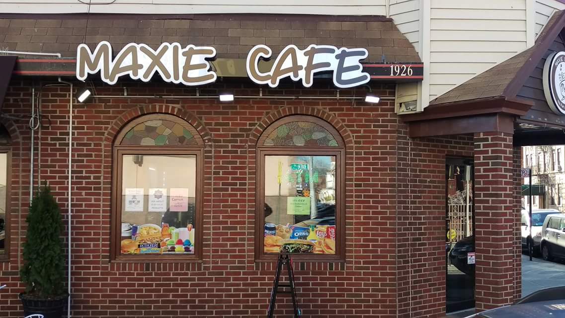 Photo of Maxie Cafe in Kings County City, New York, United States - 2 Picture of Food, Point of interest, Establishment, Cafe