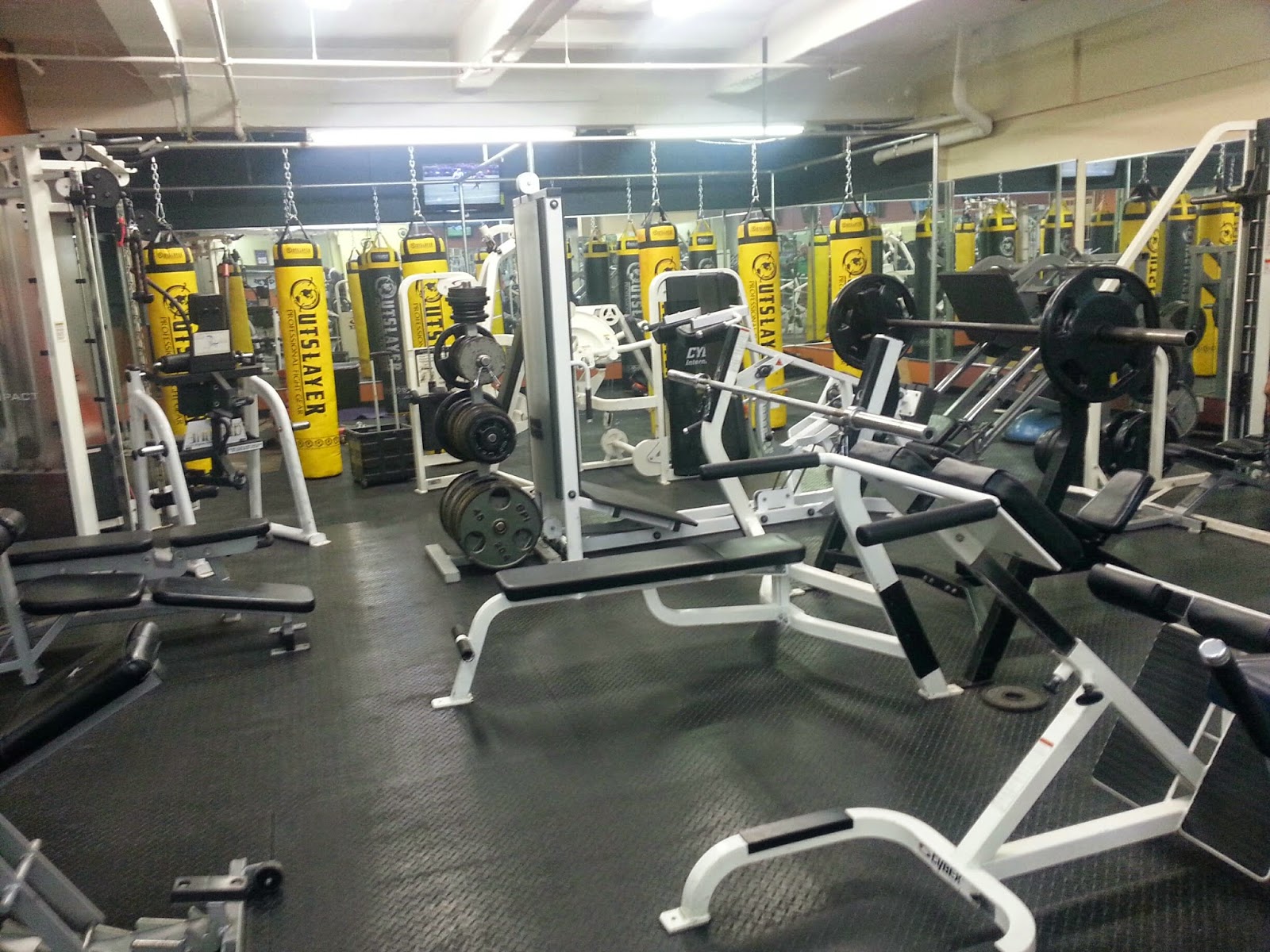 Photo of Fitness4040 in Kings County City, New York, United States - 1 Picture of Point of interest, Establishment, Health, Gym