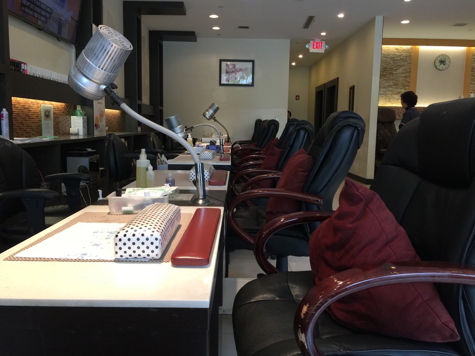 Photo of Tutti Floris Nail & Spa in Englewood City, New Jersey, United States - 1 Picture of Point of interest, Establishment, Beauty salon, Hair care