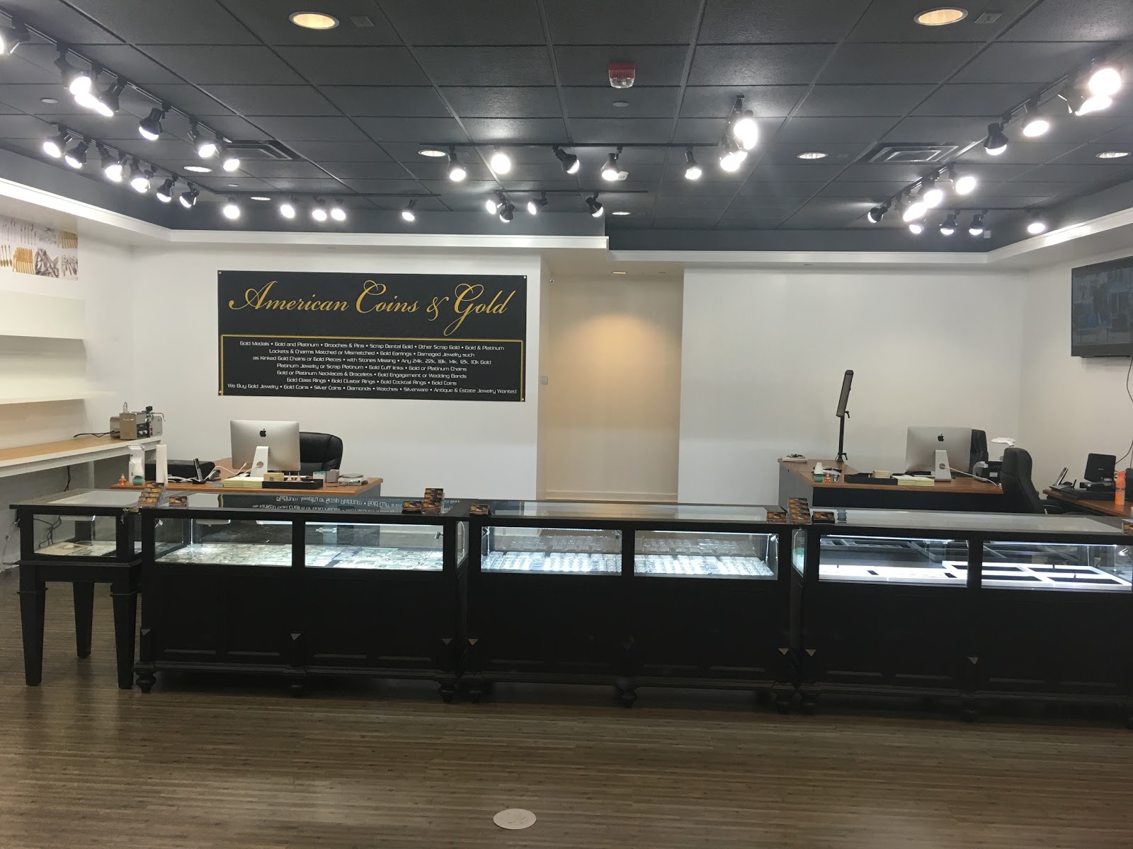 Photo of American Coins & Gold in Garden City, New York, United States - 2 Picture of Point of interest, Establishment, Finance, Store, Jewelry store