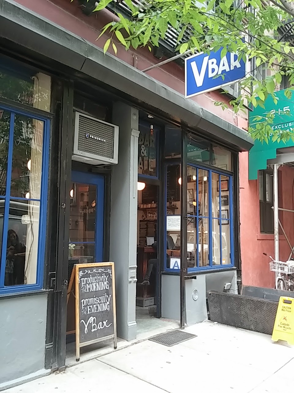 Photo of Vbar&cafè in New York City, New York, United States - 1 Picture of Restaurant, Food, Point of interest, Establishment, Cafe, Bar