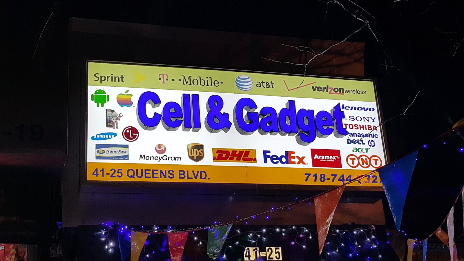 Photo of Cell & Gadget in Queens City, New York, United States - 1 Picture of Point of interest, Establishment, Store, Electronics store