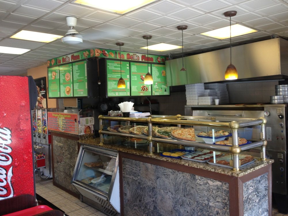 Photo of La Bella Pizza & Chicken in Queens City, New York, United States - 4 Picture of Restaurant, Food, Point of interest, Establishment, Meal takeaway, Meal delivery