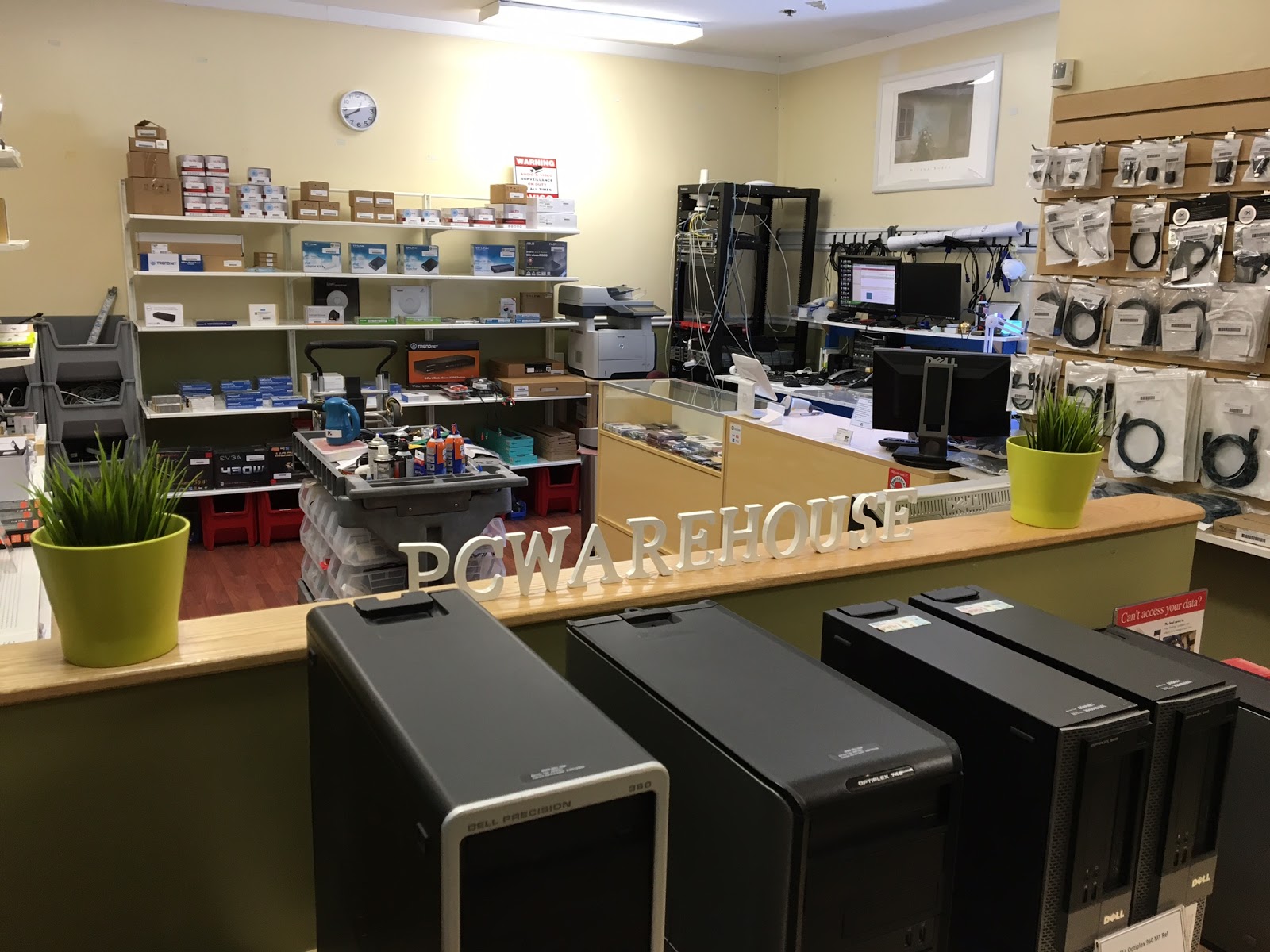 Photo of PCWAREHOUSE in Rochelle Park City, New Jersey, United States - 1 Picture of Point of interest, Establishment, Store, Electronics store