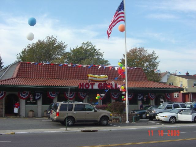 Photo of The Hot Grill in Clifton City, New Jersey, United States - 3 Picture of Restaurant, Food, Point of interest, Establishment