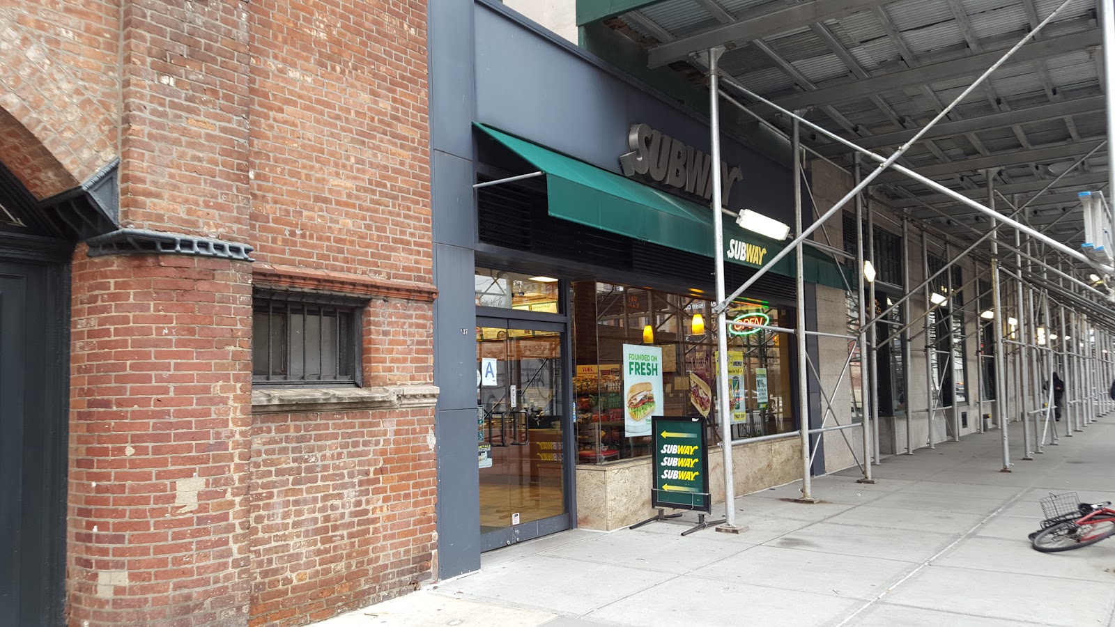 Photo of Subway in New York City, New York, United States - 2 Picture of Restaurant, Food, Point of interest, Establishment