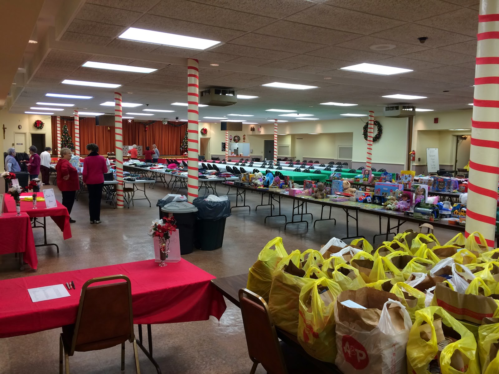 Photo of Epiphany Community Food Pantry in Cliffside Park City, New Jersey, United States - 2 Picture of Food, Point of interest, Establishment