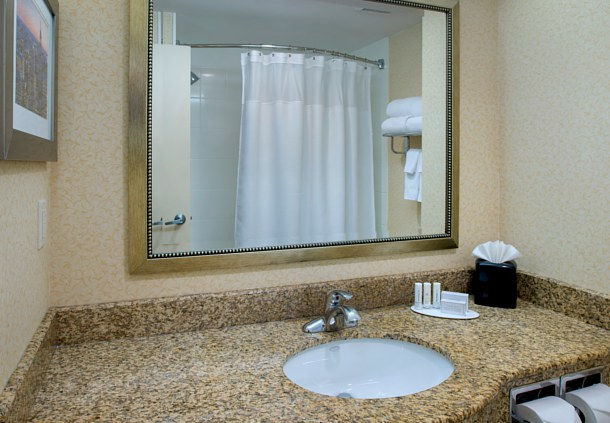 Photo of Fairfield Inn New York LaGuardia Airport/Astoria in Astoria City, New York, United States - 7 Picture of Point of interest, Establishment, Health, Lodging, Gym