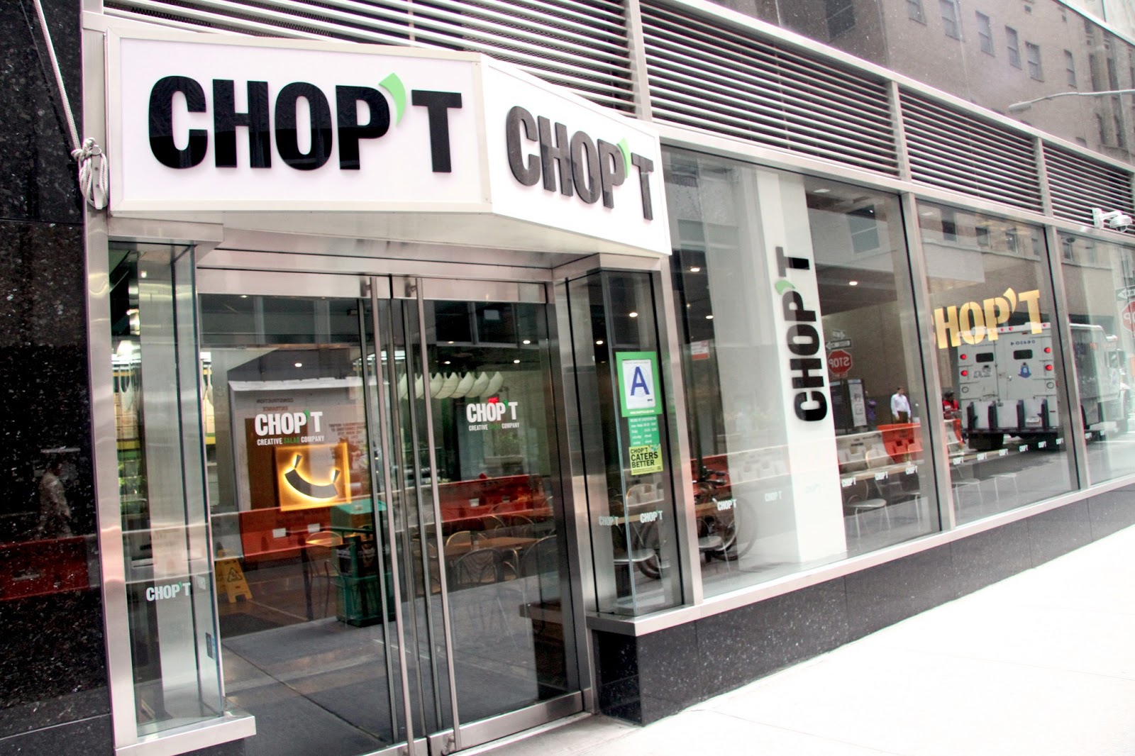 Photo of Chop't in New York City, New York, United States - 3 Picture of Restaurant, Food, Point of interest, Establishment, Meal takeaway, Meal delivery