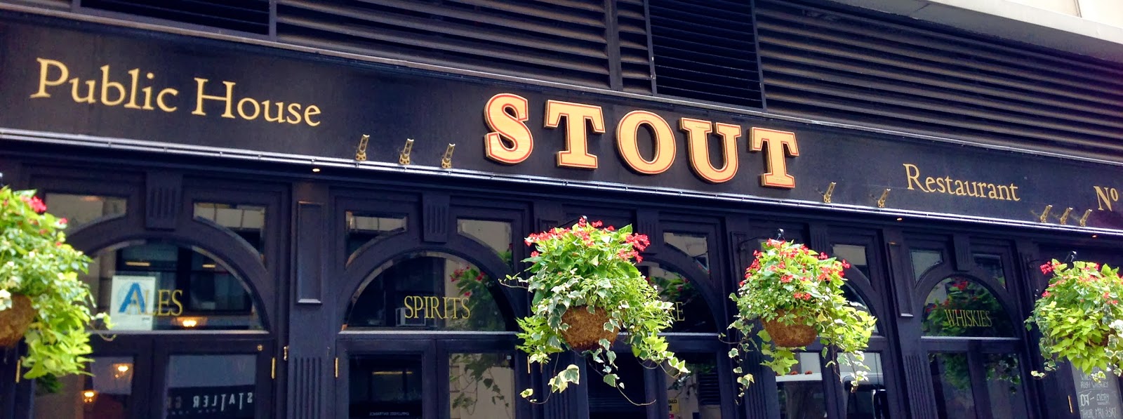 Photo of Stout NYC in New York City, New York, United States - 1 Picture of Restaurant, Food, Point of interest, Establishment, Bar