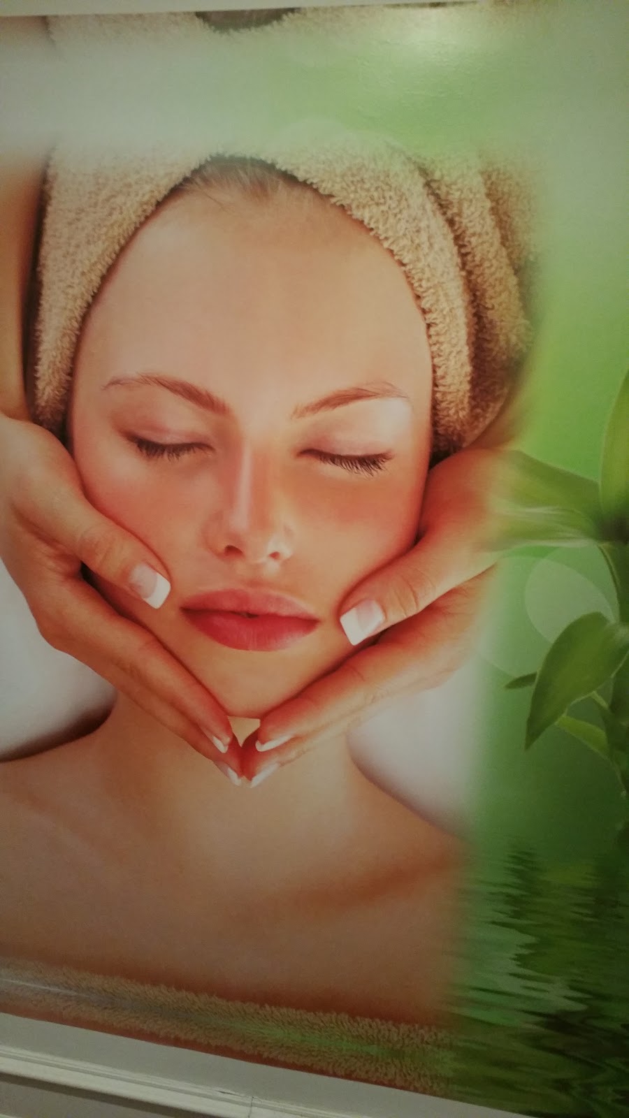 Photo of Happy Green Nail Spa in New York City, New York, United States - 8 Picture of Point of interest, Establishment, Beauty salon, Hair care