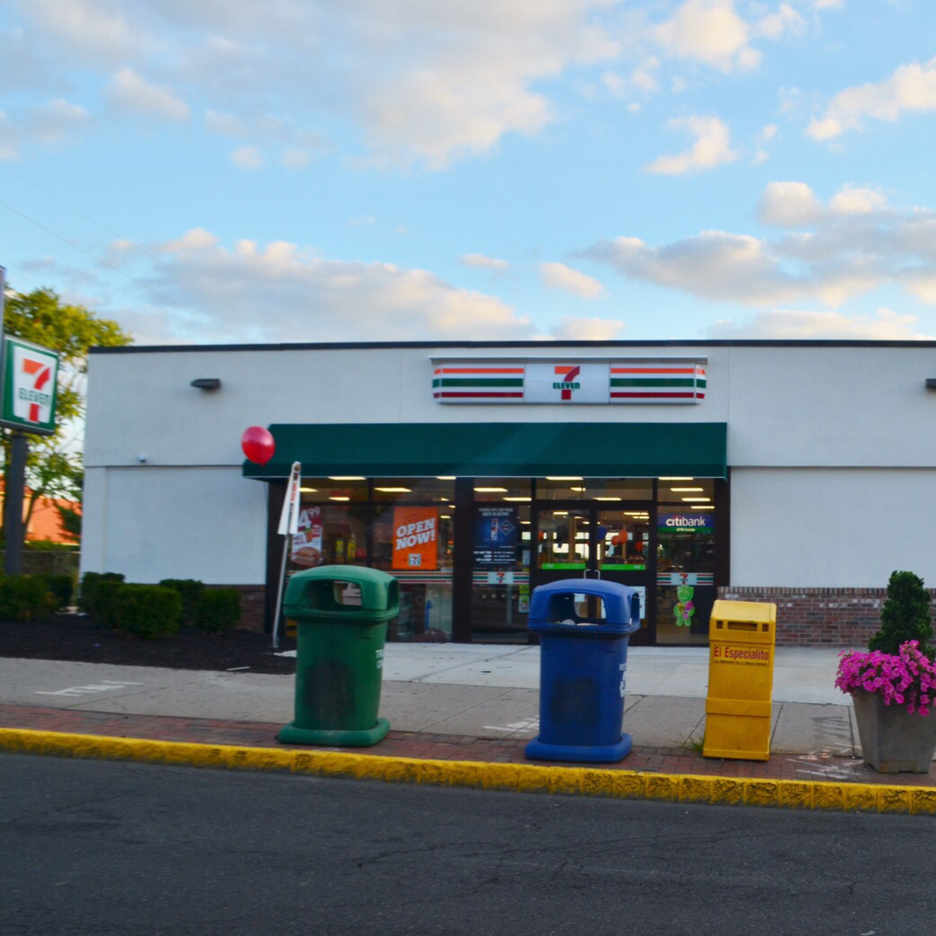 Photo of 7-Eleven in Perth Amboy City, New Jersey, United States - 1 Picture of Food, Point of interest, Establishment, Store, Convenience store