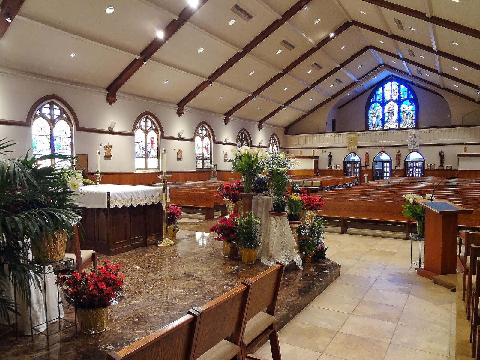 Photo of Church of the Epiphany (Roman Catholic Church) in Cliffside Park City, New Jersey, United States - 2 Picture of Point of interest, Establishment, Church, Place of worship