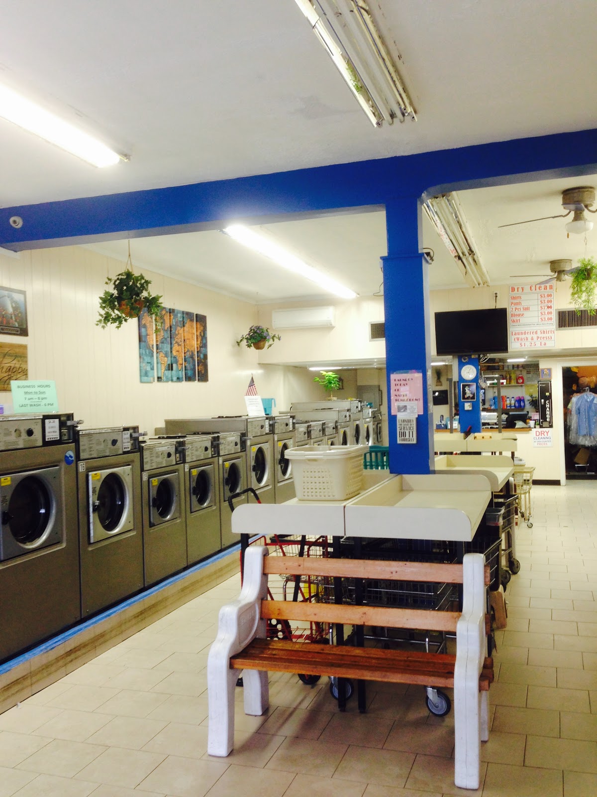 Photo of Union Turnpike Laundromat in Queens City, New York, United States - 1 Picture of Point of interest, Establishment, Laundry