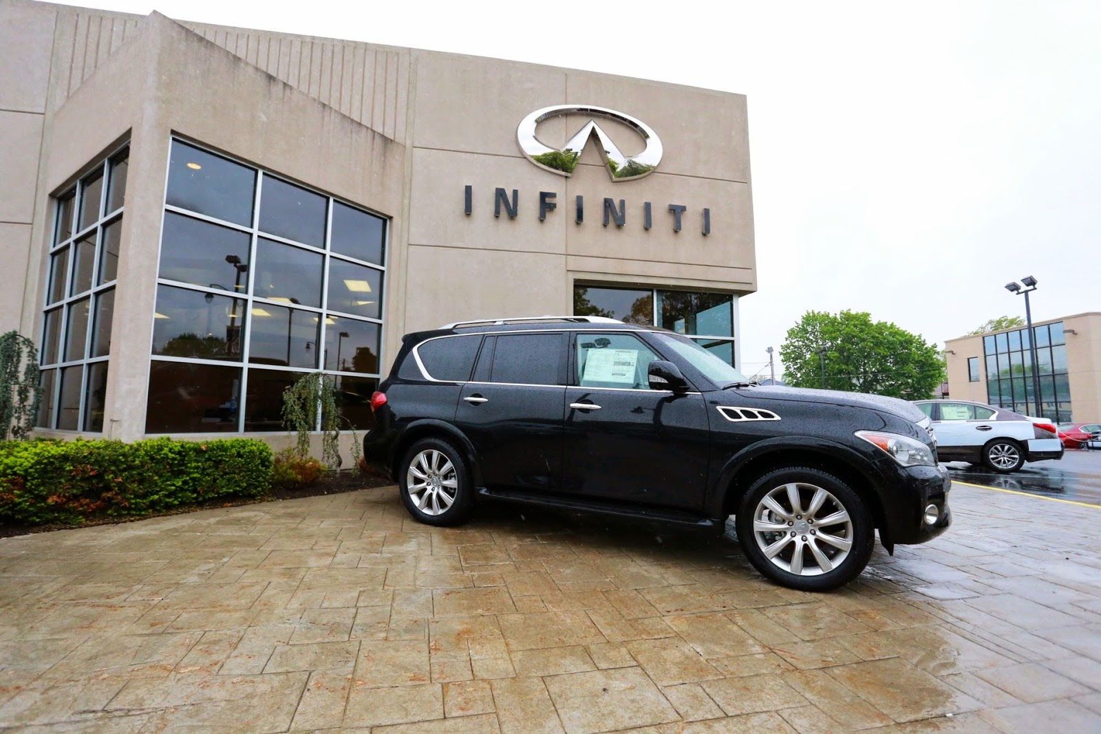 Photo of Infiniti of Lynbrook in Lynbrook City, New York, United States - 4 Picture of Point of interest, Establishment, Car dealer, Store, Car repair