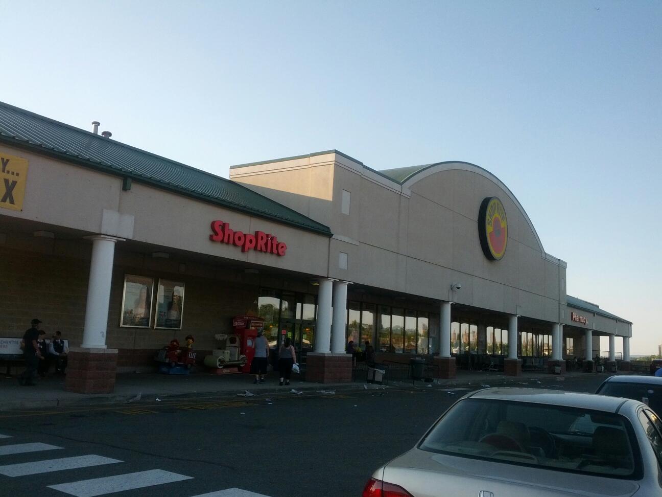 Photo of ShopRite in North Bergen City, New Jersey, United States - 8 Picture of Food, Point of interest, Establishment, Store, Grocery or supermarket