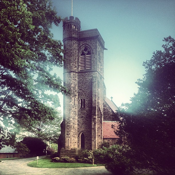 Photo of Saint Thomas Episcopal Church in Mamaroneck City, New York, United States - 1 Picture of Point of interest, Establishment, Church, Place of worship