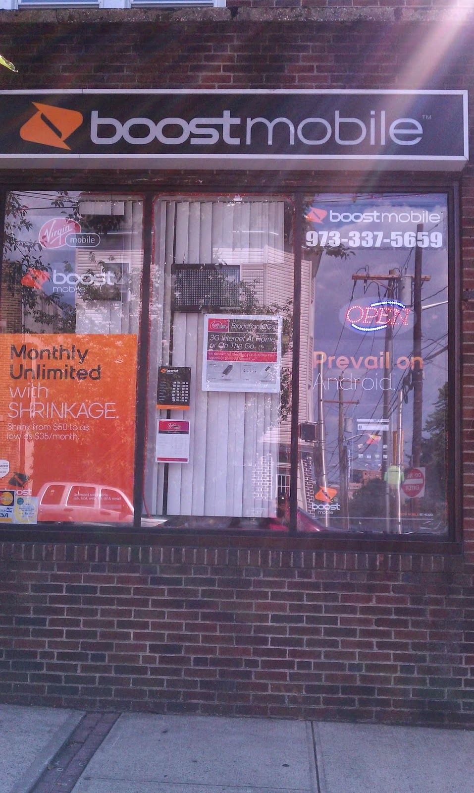 Photo of B&B Wireless in Belleville City, New Jersey, United States - 2 Picture of Point of interest, Establishment, Store, Electronics store