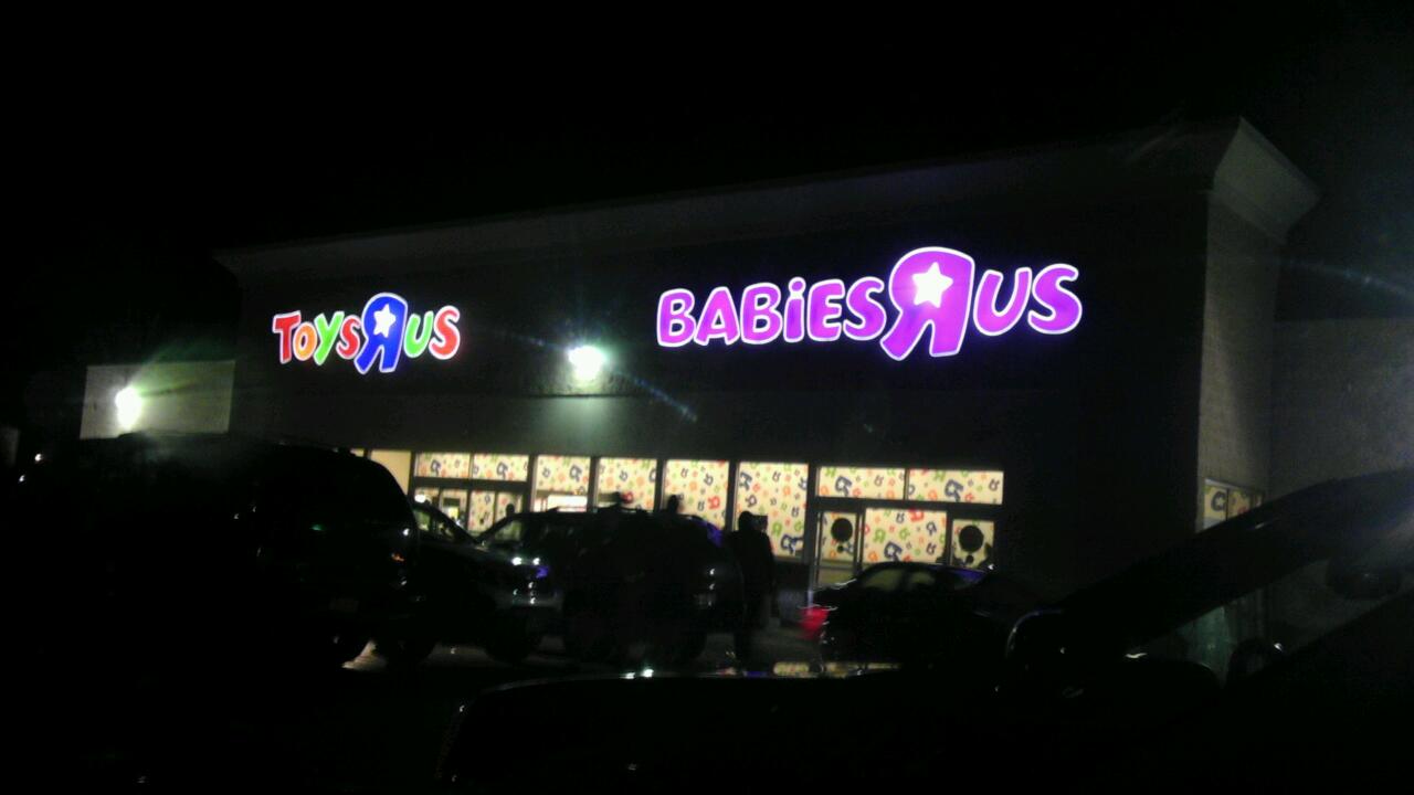 Photo of Toys"R"Us in Yonkers City, New York, United States - 1 Picture of Point of interest, Establishment, Store
