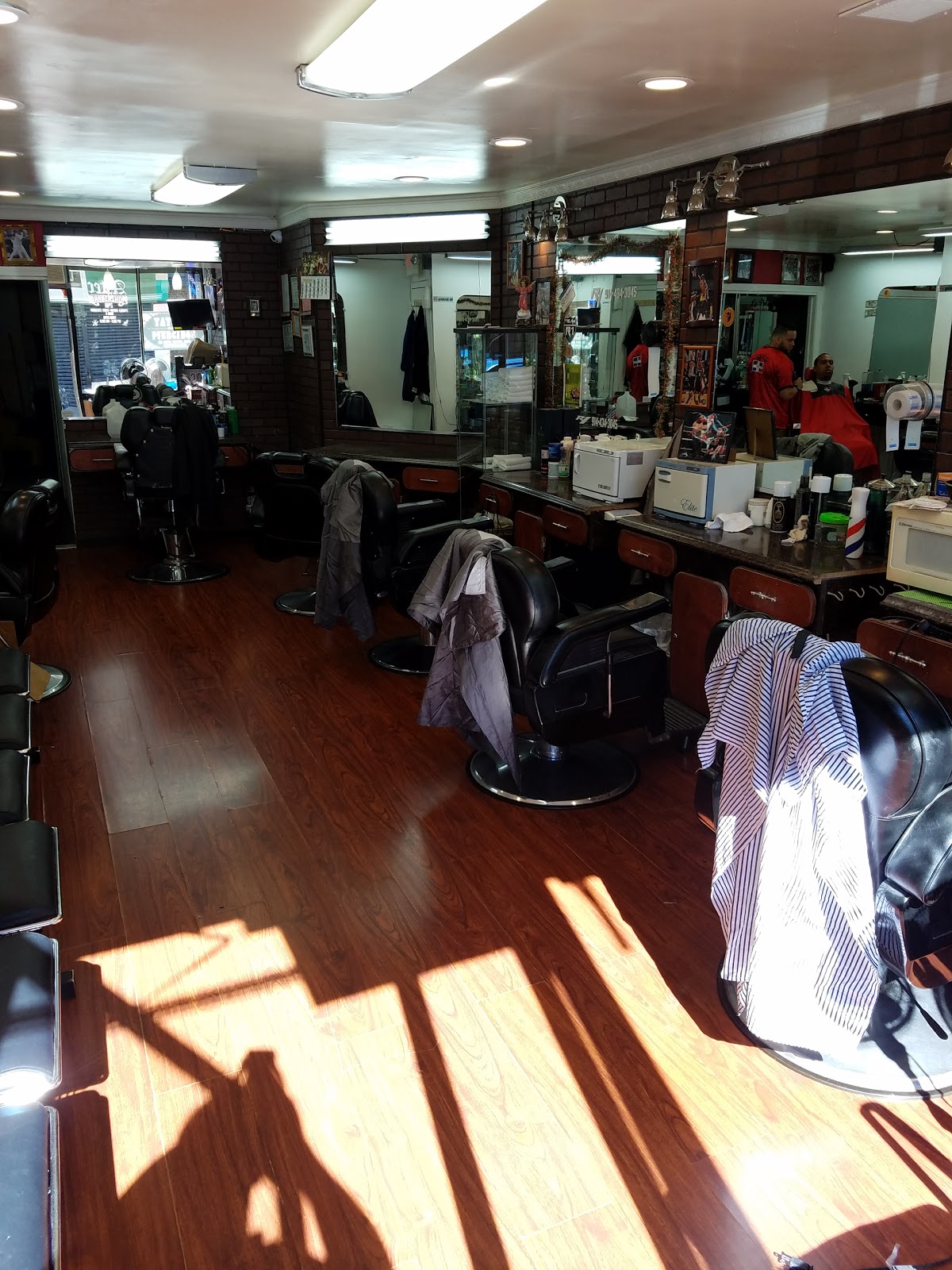 Photo of APS Barber Shop in Yonkers City, New York, United States - 5 Picture of Point of interest, Establishment, Health, Hair care